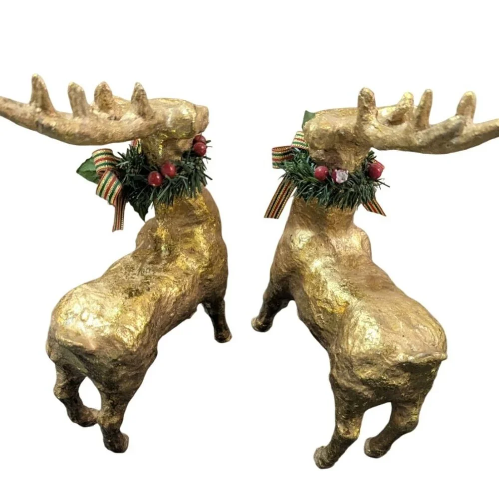 Reindeer Christmas Décor  Set Of 2 With Festive Wreaths ‎  gold tone Holiday